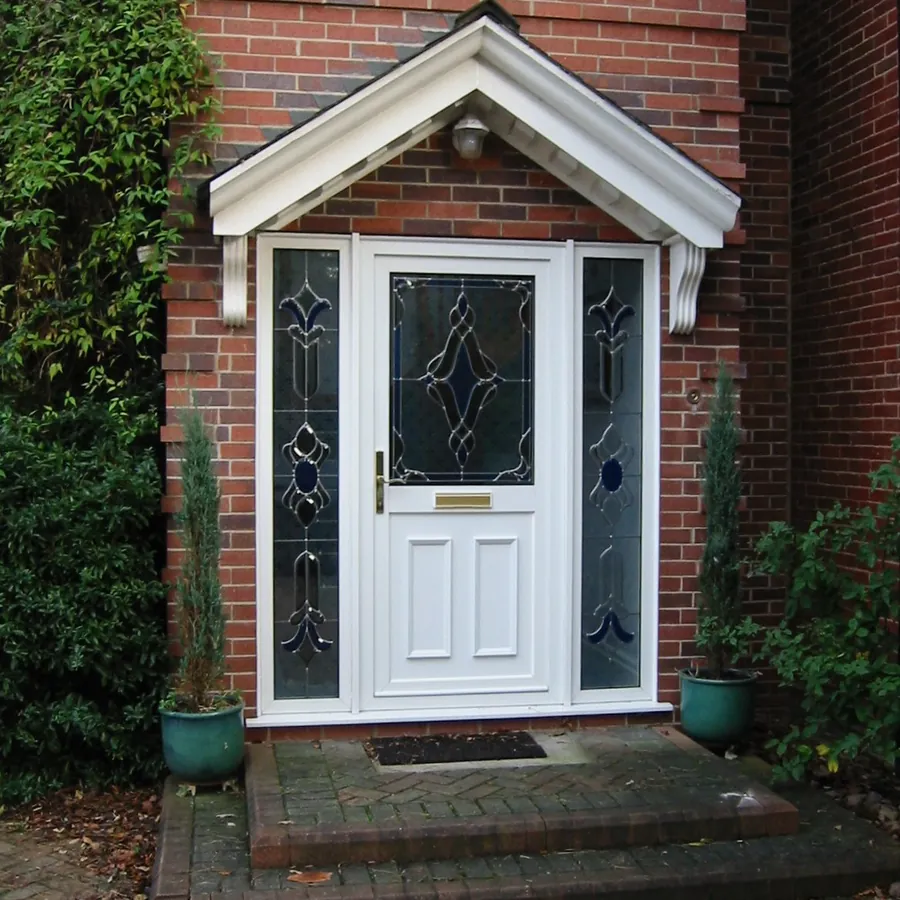 Front Tottenham